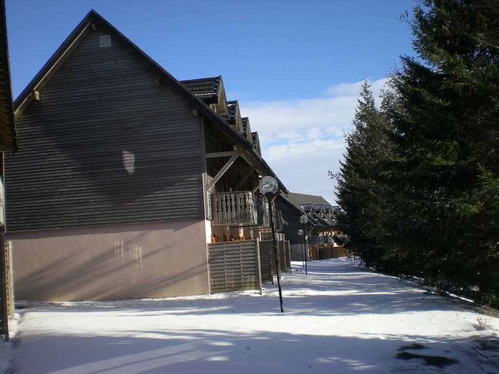 Residence Le Bois De La Reine ซูแปร์แบส ภายนอก รูปภาพ