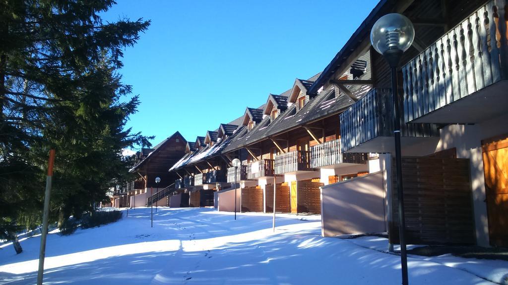 Residence Le Bois De La Reine ซูแปร์แบส ภายนอก รูปภาพ