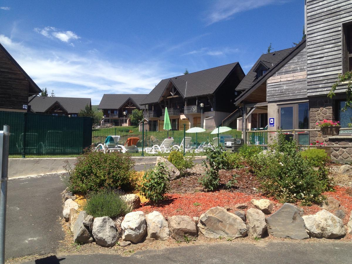 Residence Le Bois De La Reine ซูแปร์แบส ภายนอก รูปภาพ