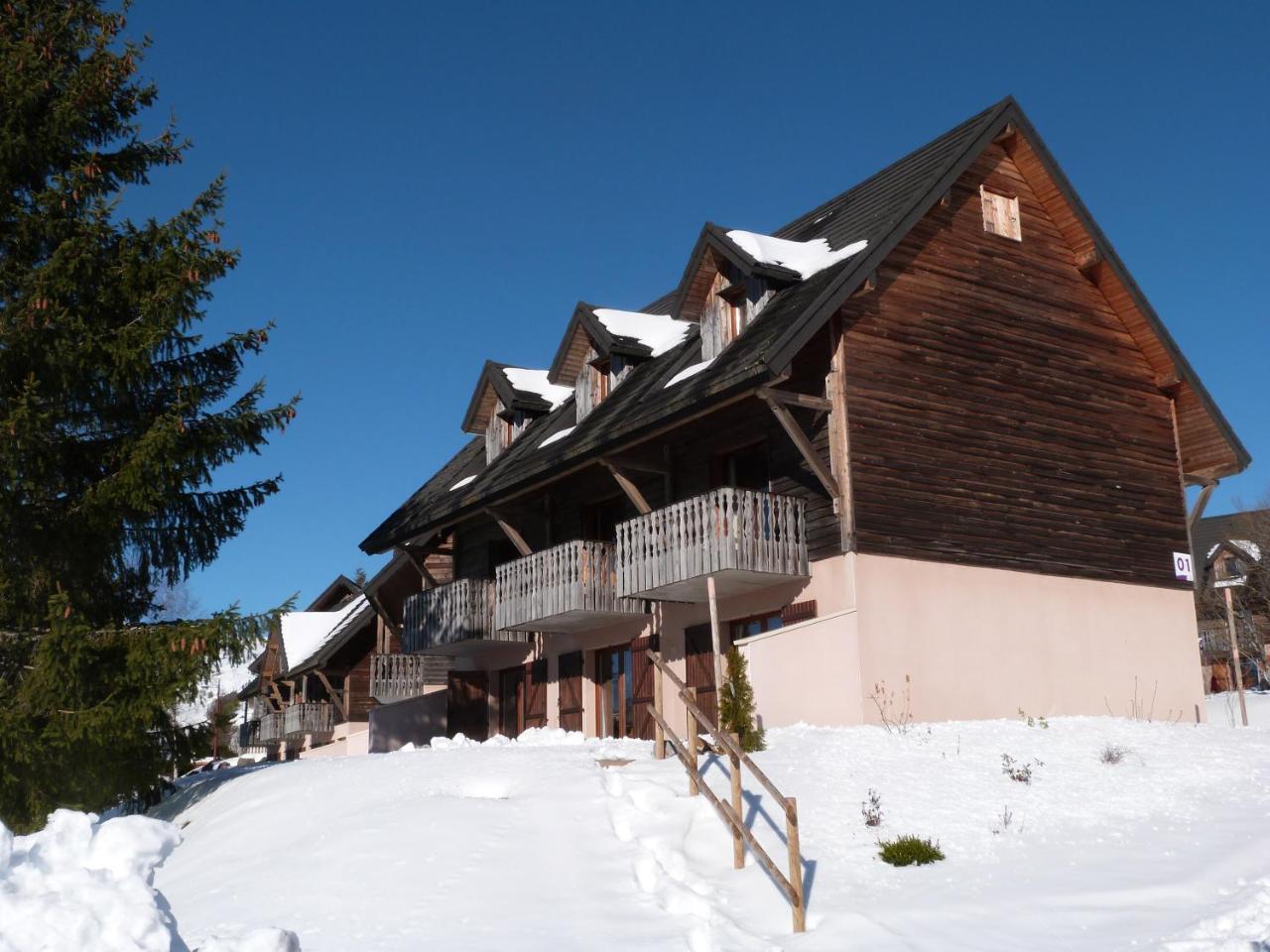 Residence Le Bois De La Reine ซูแปร์แบส ภายนอก รูปภาพ