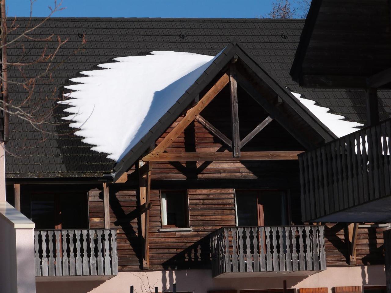 Residence Le Bois De La Reine ซูแปร์แบส ภายนอก รูปภาพ